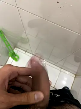 Akky00359 online show from November 17, 2025, 2:56 pm