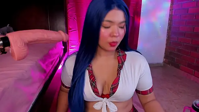 TinixMorgan online show from November 10, 2025, 3:49 am