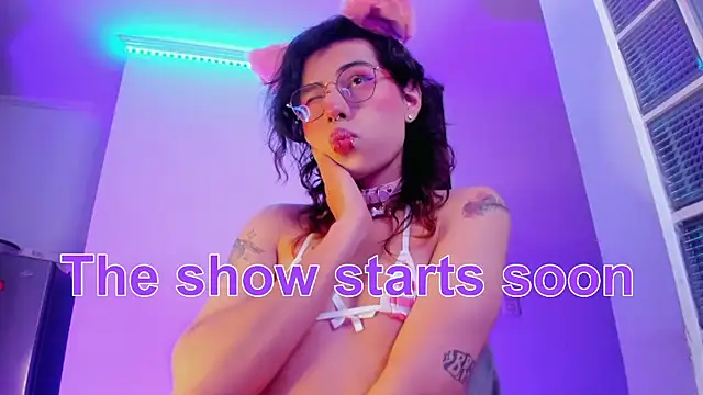 Sweet-SharoKitty online show from February 7, 2026, 2:32 pm