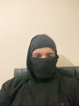 Snapshot of asteo2020 chatting on October 3, 2025, 8:28 pm asteo2020 online show from October 3, 2025, 8:28 pm