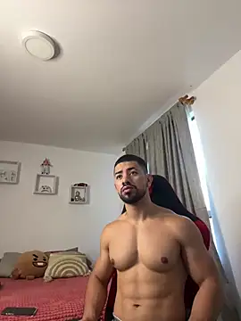 Snapshot of Ezzio_Scolaro chatting on November 7, 2025, 11:21 am Ezzio Scolaro online show from November 7, 2025, 11:21 am