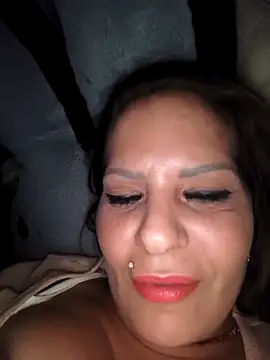 KRISZTIN1987 online show from October 13, 2025, 7:14 pm