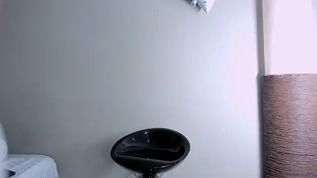 Snapshot of _axelking_ chatting on November 4, 2025, 11:42 am axelking online show from November 4, 2025, 11:42 am