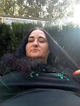 Snapshot of Bella_862 chatting on October 19, 2025, 11:22 am Bella 862 online show from October 19, 2025, 11:22 am