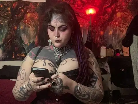 nyxvelon online show from March 15, 2026, 8:48 pm