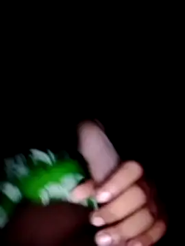 Snapshot of mfrboss1 chatting on October 17, 2025, 10:34 pm mfrboss1 online show from October 17, 2025, 10:34 pm