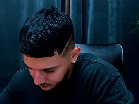 jasonshaw25 online show from February 5, 2026, 5:28 pm