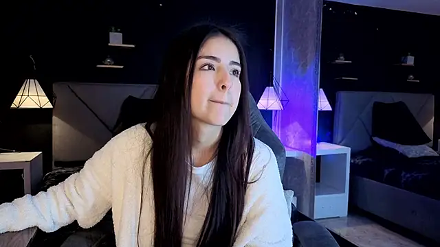 Snapshot of giapearl25 chatting on November 3, 2025, 2:40 pm giapearl25 online show from November 3, 2025, 2:40 pm