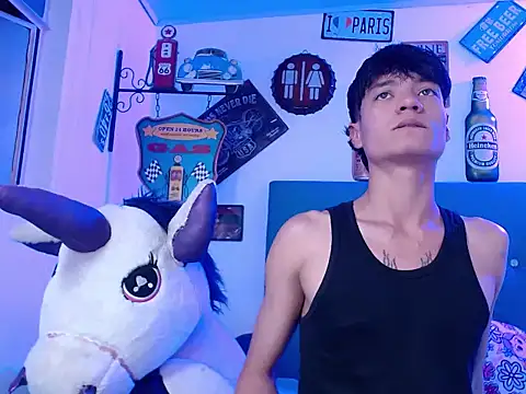 Snapshot of alex_russo__ chatting on October 10, 2025, 3:49 am alex russo online show from October 10, 2025, 3:49 am