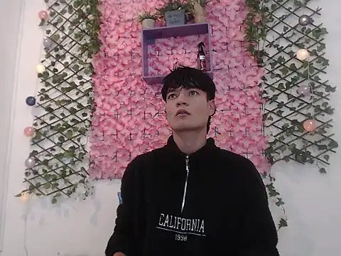 Snapshot of alex_russo__ chatting on October 16, 2025, 3:51 am alex russo online show from October 16, 2025, 3:51 am