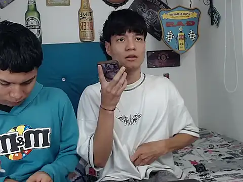 Snapshot of alex_russo__ chatting on March 17, 2026, 11:19 pm alex russo online show from March 17, 2026, 11:19 pm