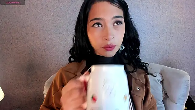 alahia hank online show from January 14, 2026, 6:13 pm