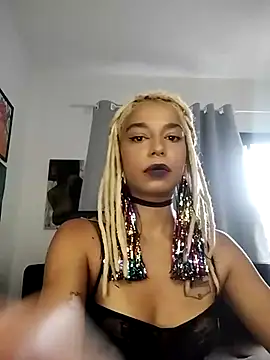 Helenoir online show from February 14, 2026, 11:29 am