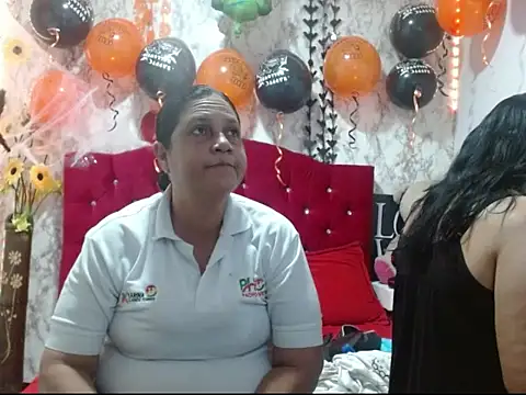 DannaLanegra2 online show from October 14, 2025, 5:14 pm