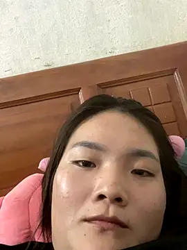 Snapshot of Beautiful-light22 chatting on October 6, 2025, 2:14 pm Beautiful-light22 online show from October 6, 2025, 2:14 pm