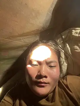 Snapshot of Beautiful-light22 chatting on October 11, 2025, 4:55 am Beautiful-light22 online show from October 11, 2025, 4:55 am