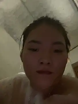 Snapshot of Beautiful-light22 chatting on October 14, 2025, 10:38 am Beautiful-light22 online show from October 14, 2025, 10:38 am