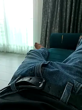 Sert erkek21 ysm online show from October 9, 2025, 2:37 pm