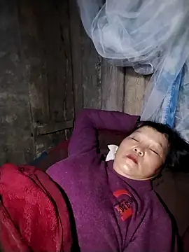 Snapshot of sumaybae chatting on November 5, 2025, 4:18 pm sumaybae online show from November 5, 2025, 4:18 pm