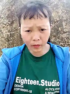 Snapshot of sumaybae chatting on November 7, 2025, 5:07 am sumaybae online show from November 7, 2025, 5:07 am