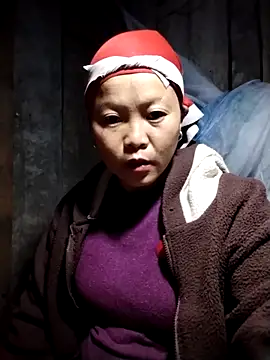 Snapshot of sumaybae chatting on November 18, 2025, 5:06 pm sumaybae online show from November 18, 2025, 5:06 pm