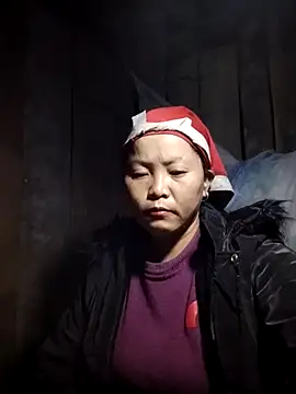 Snapshot of sumaybae chatting on November 19, 2025, 5:13 pm sumaybae online show from November 19, 2025, 5:13 pm