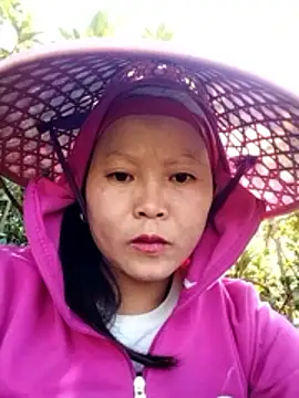 Snapshot of sumaybae chatting on November 28, 2025, 9:12 am sumaybae online show from November 28, 2025, 9:12 am