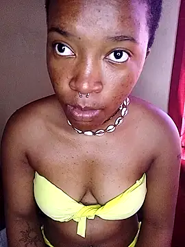 Snapshot of FreakieKay chatting on November 20, 2025, 7:08 am FreakieKay online show from November 20, 2025, 7:08 am