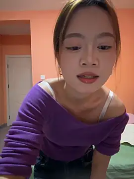 qingzi1218 online show from October 18, 2025, 11:00 am