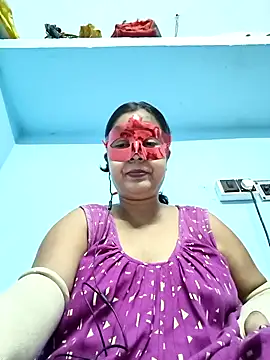 Snapshot of misti02 chatting on October 12, 2025, 10:42 pm misti02 online show from October 12, 2025, 10:42 pm