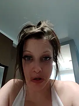 BriiBabyy69 online show from April 4, 2026, 6:38 pm