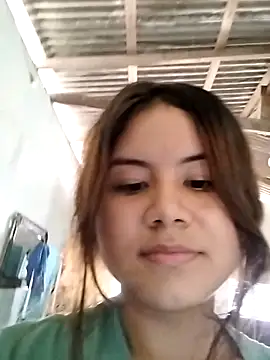 Snapshot of malu5672gb chatting on October 4, 2025, 3:32 pm malu5672gb online show from October 4, 2025, 3:32 pm