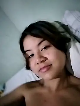 Snapshot of malu5672gb chatting on October 6, 2025, 4:54 am malu5672gb online show from October 6, 2025, 4:54 am