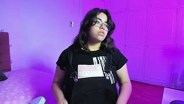 Snapshot of annie_rose11 chatting on October 18, 2025, 4:59 am annie rose11 online show from October 18, 2025, 4:59 am