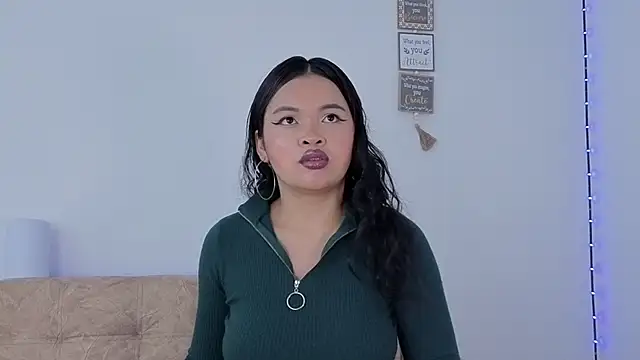 Catherine     online show from October 14, 2025, 11:00 am