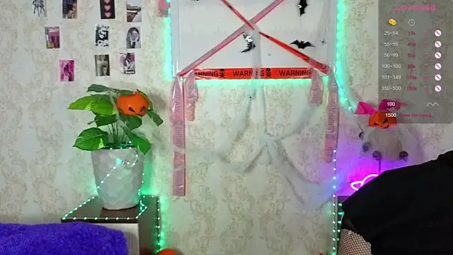 JeeringTickler online show from November 3, 2025, 6:09 pm