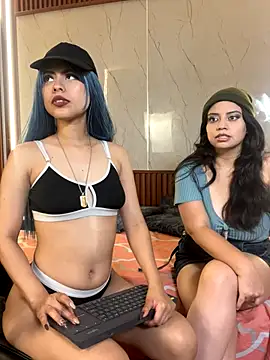 Eva Feller69 online show from November 19, 2025, 7:14 pm