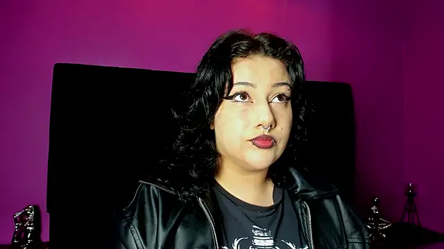 Snapshot of SabbathSinclair chatting on October 11, 2025, 11:31 am SabbathSinclair online show from October 11, 2025, 11:31 am