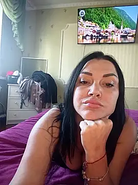 LuceSkys online show from October 15, 2025, 11:32 am