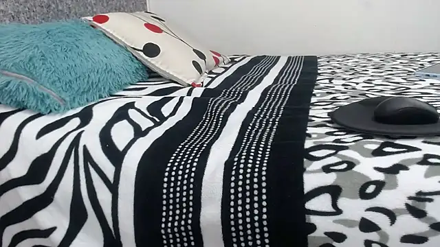 Snapshot of sexyboys_cutex18 chatting on November 19, 2025, 9:26 pm sexyboys cutex18 online show from November 19, 2025, 9:26 pm