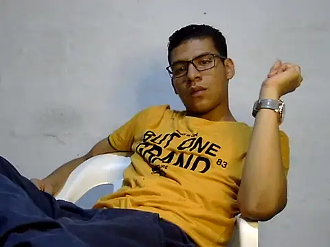 Snapshot of PhilipCox chatting on October 24, 2025, 2:08 am PhilipCox online show from October 24, 2025, 2:08 am