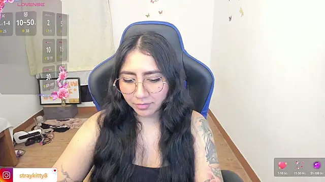 LoveLyy- online show from July 10, 2026, 12:04 am