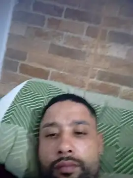 wellpauduro1994 online show from November 19, 2025, 1:49 am