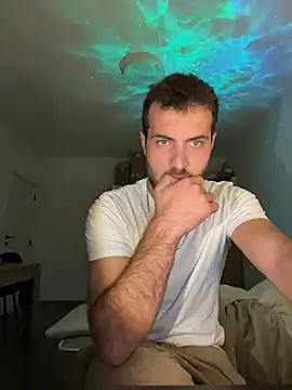 Xhrome98 online show from October 21, 2025, 7:58 pm