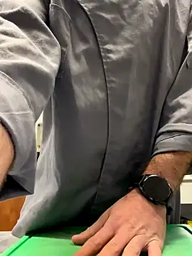 Xhrome98 online show from October 26, 2025, 10:54 am