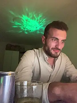 Xhrome98 online show from November 10, 2025, 11:15 pm