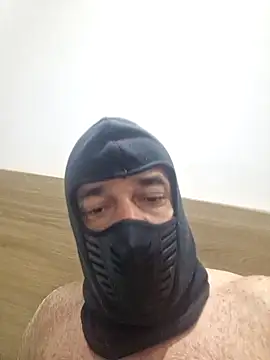 brazilmale online show from October 8, 2025, 7:55 pm