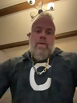 Snapshot of Muscledick40 chatting on February 9, 2026, 3:54 am Muscledick40 online show from February 9, 2026, 3:54 am