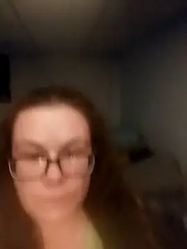 Lauren2012ss online show from October 12, 2025, 7:51 am