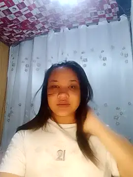 Snapshot of _YourHellMajestic_ chatting on October 30, 2025, 1:34 pm YourHellMajestic online show from October 30, 2025, 1:34 pm